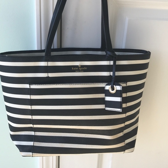 Kate Spade purse tote - Picture 4 of 5